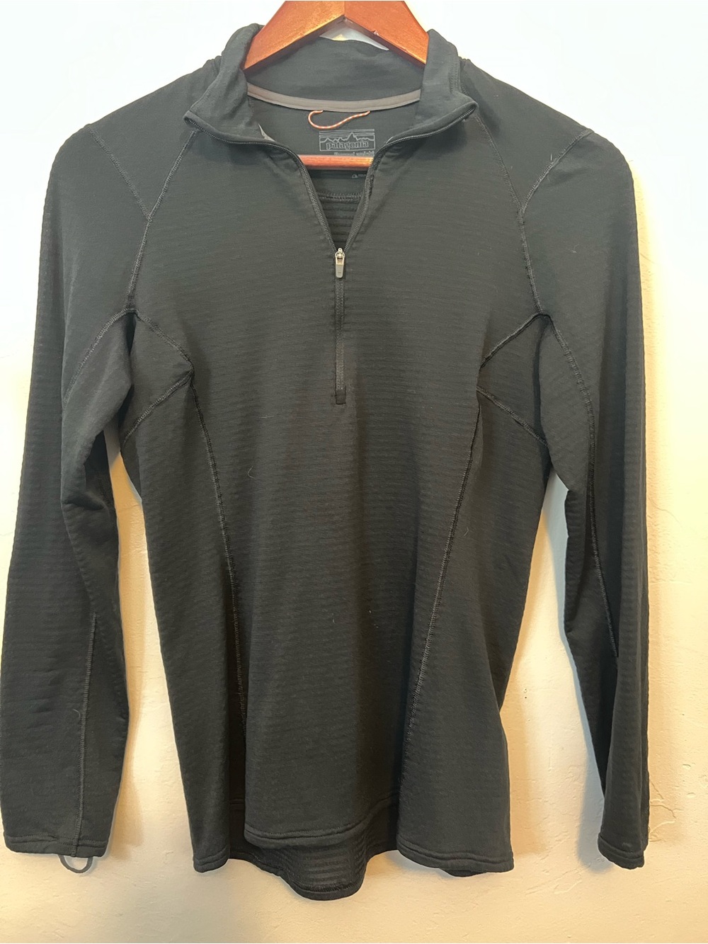 Patagonia Women's Capilene Thermal Weight Zip-Neck Pullover Size Small hiking